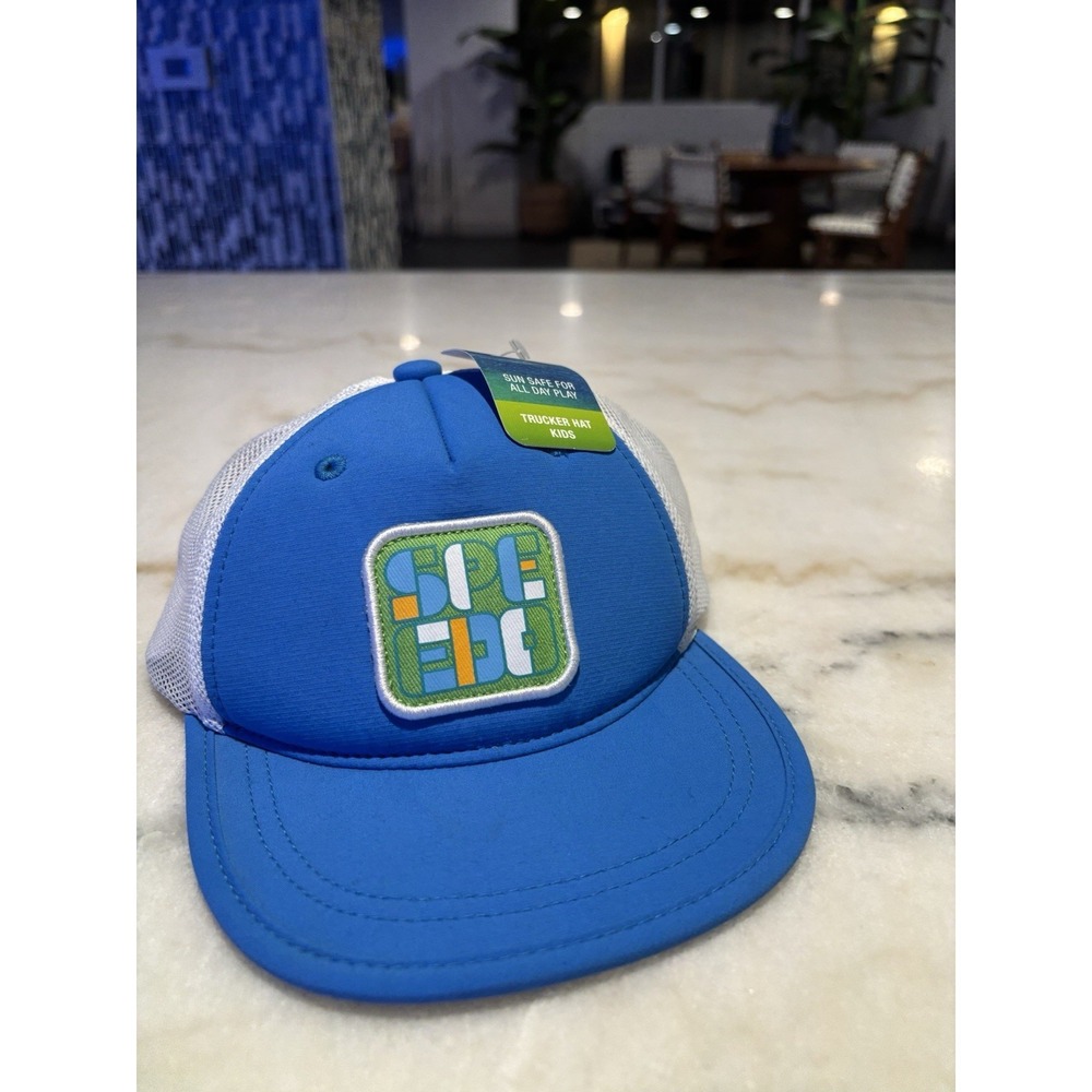 Brand New Speedo Kids Trucker Hat In The Blue Abstract Knit Colorway